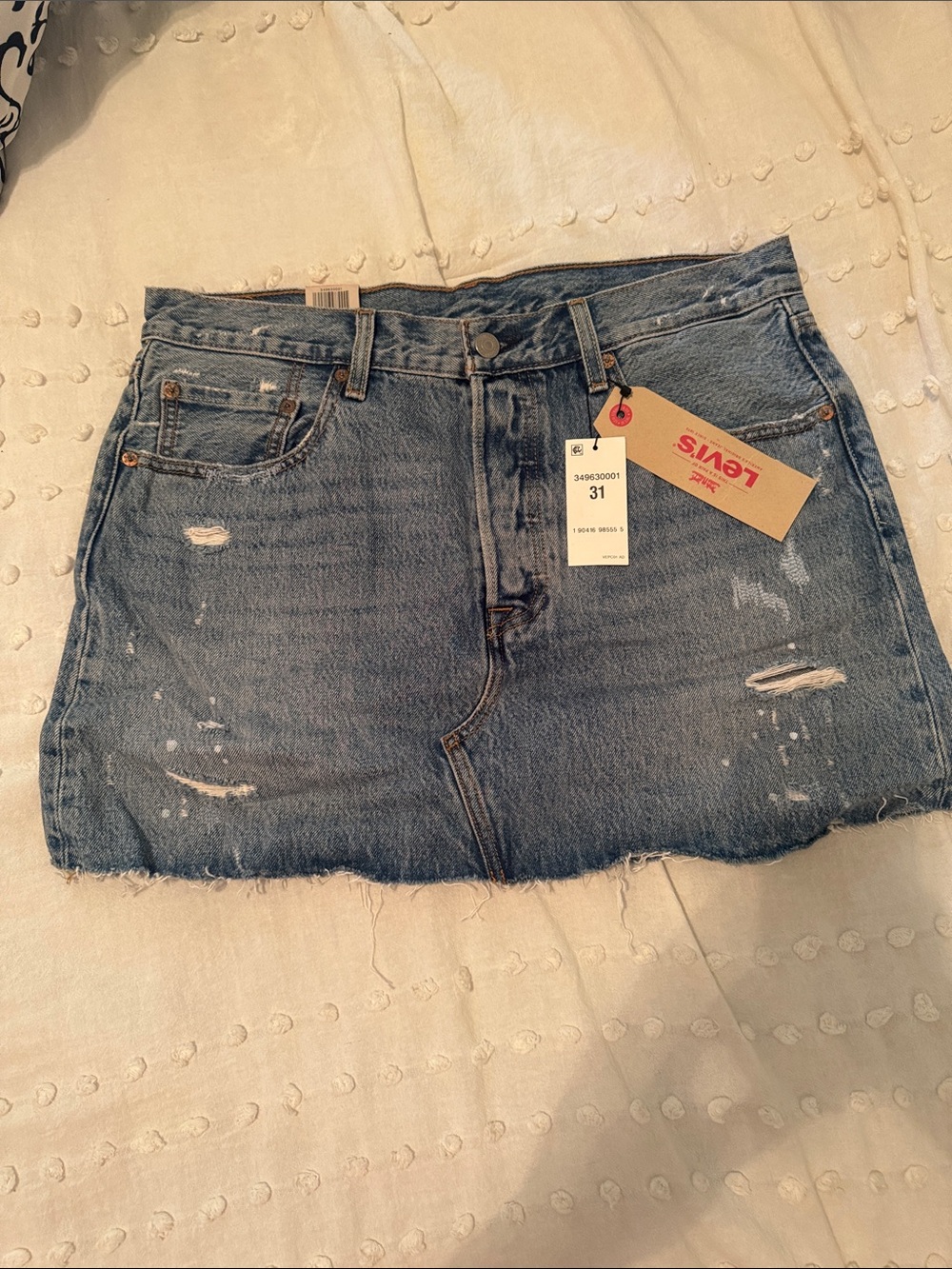 NWT Levi's Blue Distressed Denim Mini Skirt 100% Cotton Size 31
